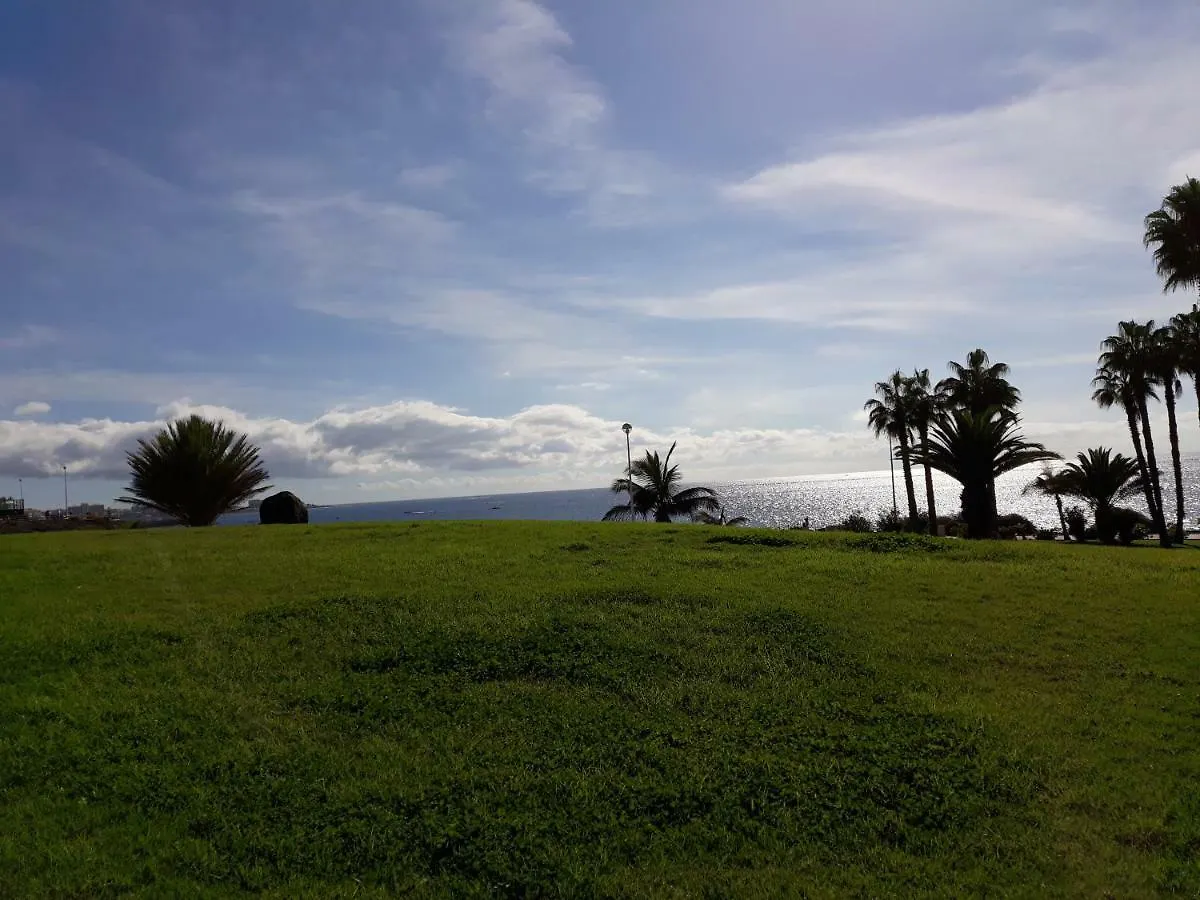 I Love Tenerife! I Love Island Village! アデヘ 0*,